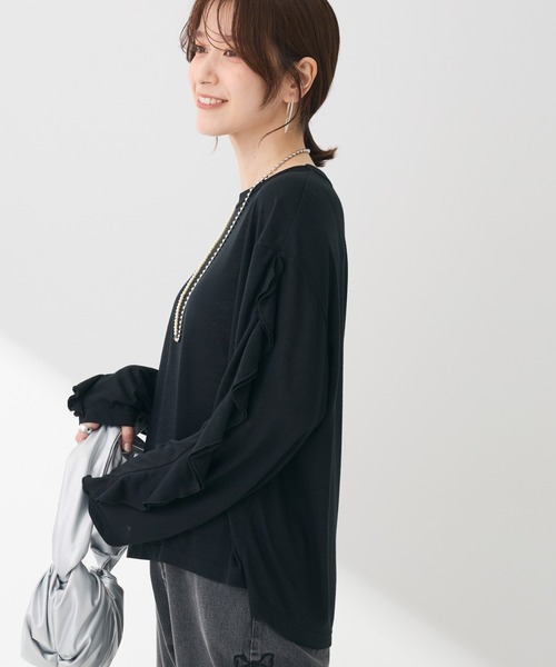 Sugar spoon(シュガースプーン)の「・SUGAR SPOON ラッフルスリーブロンTEE(Tシャツ/カットソー・レディース・ブラック/グレイッシュベージュ/ピンクベージュ/オフホワイト/ライトグレー・FREE)」の3枚目の写真