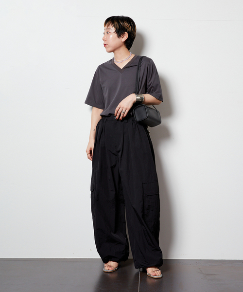 CITYSHOP(シティーショップ)の「V NECK Tシャツ(Tシャツ/カットソー・レディース・グレー/サックスブルー/ホワイト・FREE)」の17枚目の写真