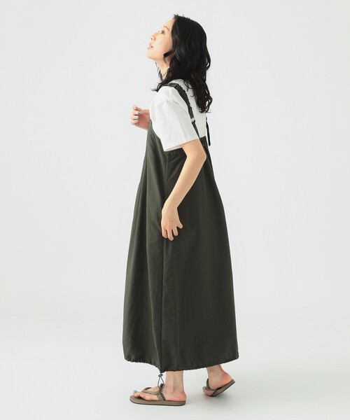 B:MING by BEAMS(ビーミングバイビームス)の「撥水 バルーン ジャンパースカート(ジャンパースカート・レディース・ブラック/オリーブ・ONE SIZE)」の5枚目の写真