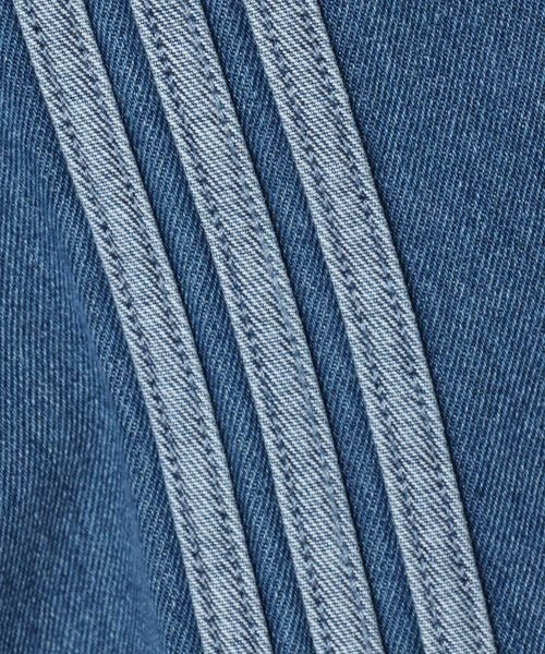 JEANASIS（ジーナシス）の「【adidas】デニムトラックジャージ