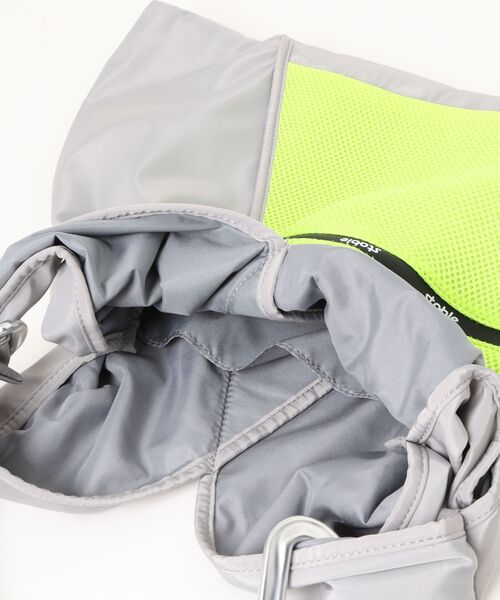 OUTDOOR PRODUCTS（アウトドアプロダクツ）の「【OUTDOOR PRODUCTS meet j.n.r.d】別注/トライアングルデザインドショッパー（ハンドバッグ・メンズ・ブラック/ネイビー/ライトグレー・FREE）」の18枚目の写真