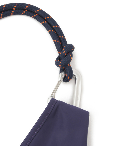 OUTDOOR PRODUCTS（アウトドアプロダクツ）の「【OUTDOOR PRODUCTS meet j.n.r.d】別注/トライアングルデザインドショッパー（ハンドバッグ・メンズ・ブラック/ネイビー/ライトグレー・FREE）」の8枚目の写真