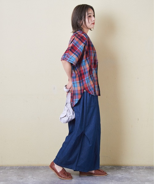 CUBE SUGAR（キューブシュガー）の「チェック柄ドルマンシャツ（シャツ/ブラウス・レディース・スミクロ/ネイビー/レッド/カーキ/マルチ・M）」の9枚目の写真