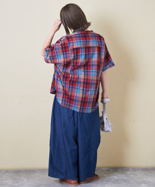 CUBE SUGAR（キューブシュガー）の「チェック柄ドルマンシャツ（シャツ/ブラウス・レディース・スミクロ/ネイビー/レッド/カーキ/マルチ・M）」の10枚目の写真