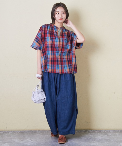 CUBE SUGAR（キューブシュガー）の「チェック柄ドルマンシャツ（シャツ/ブラウス・レディース・スミクロ/ネイビー/レッド/カーキ/マルチ・M）」の8枚目の写真