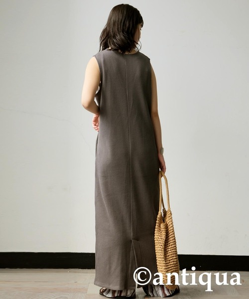 antiqua(アンティカ)の「ワッフルワンピース(ワンピース・レディース・ブラック/チャコールグレー/カーキ・ONESIZE)」の12枚目の写真