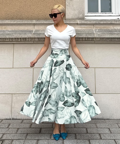 JENNE(ジェンヌ)の「リーフフレアスカート(スカート・レディース・ホワイト/ブラック・SMALL/MEDIUM/LARGE)」の21枚目の写真