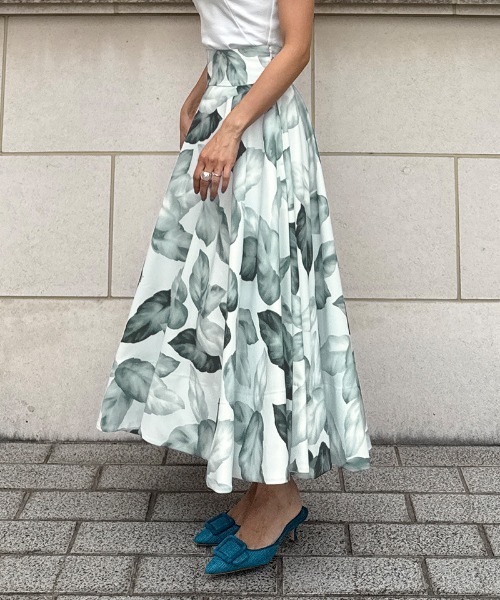 JENNE(ジェンヌ)の「リーフフレアスカート(スカート・レディース・ホワイト/ブラック・SMALL/MEDIUM/LARGE)」の22枚目の写真