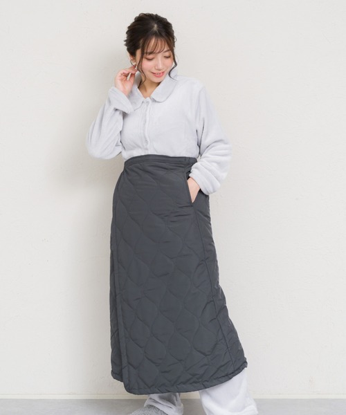 MARAI(マーライ)の「キルティング 巻きスカート ロングスカート 撥水 中綿入り(スカート・レディース・チャコールグレー/ブラック/カーキ/ベージュ・FREE)」の1枚目の写真