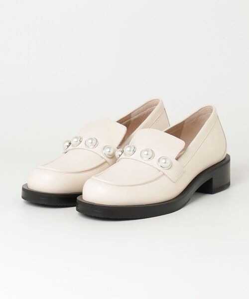 STUART WEITZMAN(スチュアートワイツマン)の「STUART WEITZMAN PORTIA BOLD LOAFER スチュアート・ワイツマン ポリータ ボールド ローファー(ローファー・レディース・ホワイト・37.5/36.5/37)」の16枚目の写真