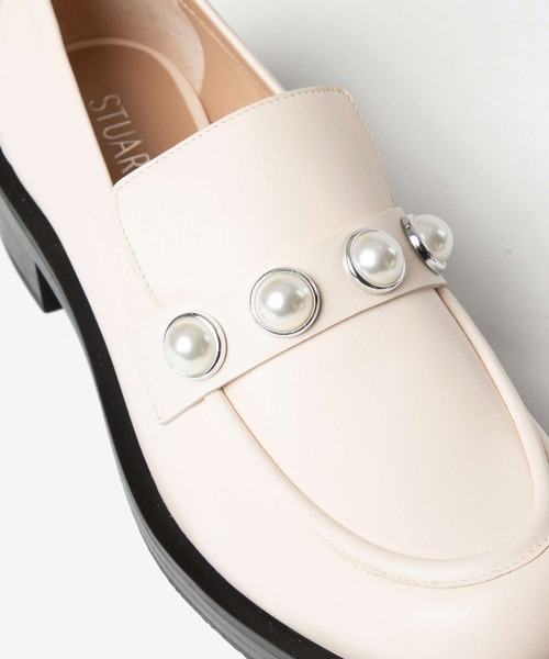 STUART WEITZMAN(スチュアートワイツマン)の「STUART WEITZMAN PORTIA BOLD LOAFER スチュアート・ワイツマン ポリータ ボールド ローファー(ローファー・レディース・ホワイト・37.5/36.5/37)」の14枚目の写真