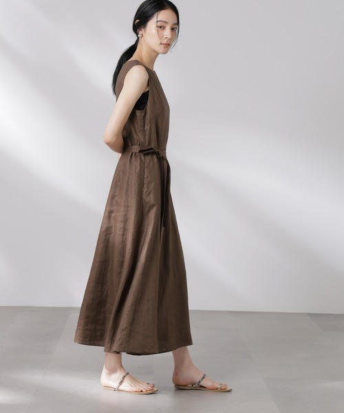 NANO universe（ナノユニバース）の「ヨーロピアンフラックス Aラインノースリーブワンピース（ワンピース・レディース・ベージュ/ネイビー/ブラウン・S/M）」の14枚目の写真