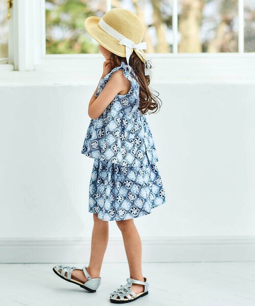 BeBe(ベベ)の「【お揃い】復刻アーカイブタイル柄フレアキュロットパンツ(90~150cm)(その他パンツ・キッズ・ブルー系その他・120cm/110cm/130cm/150cm/140cm)」の5枚目の写真