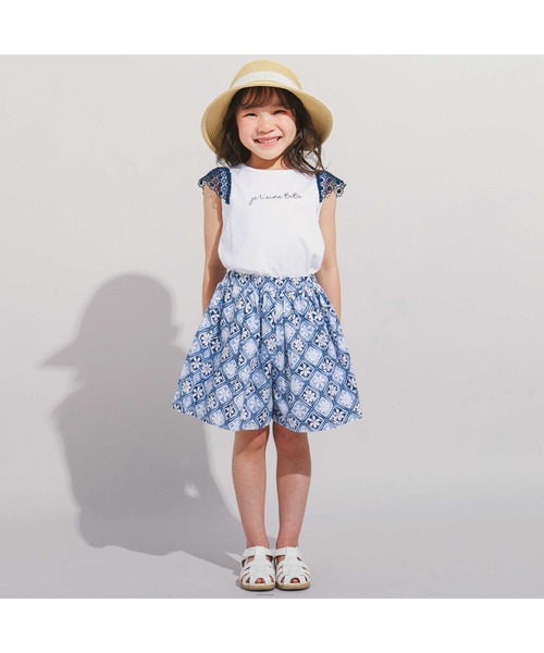 BeBe(ベベ)の「【お揃い】復刻アーカイブタイル柄フレアキュロットパンツ(90~150cm)(その他パンツ・キッズ・ブルー系その他・120cm/110cm/130cm/150cm/140cm)」の17枚目の写真