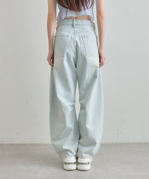 OLIVE des OLIVE（オリーブデオリーブ）の「【美脚効果◎】ヒップきゅっとデニムパンツ（デニムパンツ・レディース・サックスブルー/ブルー・LARGE/MEDIUM/SMALL）」の16枚目の写真