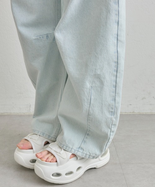 OLIVE des OLIVE（オリーブデオリーブ）の「【美脚効果◎】ヒップきゅっとデニムパンツ（デニムパンツ・レディース・サックスブルー/ブルー・LARGE/MEDIUM/SMALL）」の20枚目の写真