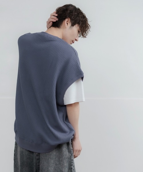 improves（インプローブス）の「ルーズシルエット ビッグ ワッフル クルーベスト（ベスト・メンズ・チャコール/アイボリー/ブラック/ブルー・LARGE/MEDIUM）」の10枚目の写真