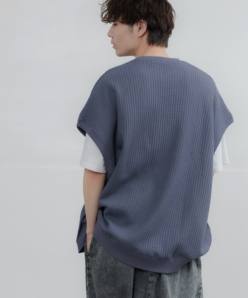 improves（インプローブス）の「ルーズシルエット ビッグ ワッフル クルーベスト（ベスト・メンズ・チャコール/アイボリー/ブラック/ブルー・LARGE/MEDIUM）」の11枚目の写真
