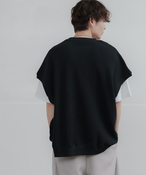 improves（インプローブス）の「ルーズシルエット ビッグ ワッフル クルーベスト（ベスト・メンズ・チャコール/アイボリー/ブラック/ブルー・LARGE/MEDIUM）」の5枚目の写真