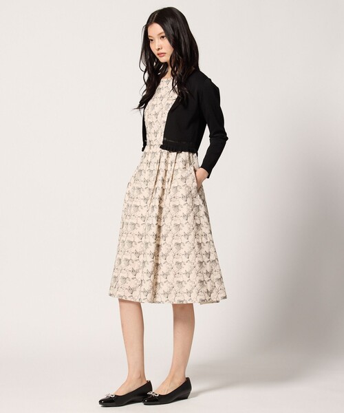 TOCCA(トッカ)の「FRILL BOLERO ボレロ(カーディガン/ボレロ・レディース・ブラック系/アイボリー系・MEDIUM/SMALL)」の8枚目の写真