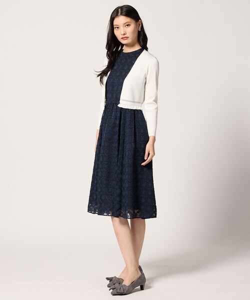 TOCCA(トッカ)の「FRILL BOLERO ボレロ(カーディガン/ボレロ・レディース・ブラック系/アイボリー系・MEDIUM/SMALL)」の11枚目の写真