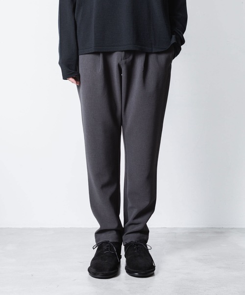 ATTACHMENT（アタッチメント）の「PE ストレッチダブルクロス レギュラーフィット イージートラウザーズ / PE STRETCH DOUBLE CLOTH REGULAR FIT EASY TROUSERS（スラックス・メンズ・ダークグレー/カーキ系/グレー/ブラック・3/2/1）」の5枚目の写真