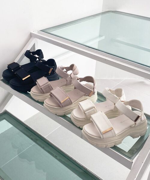 MAJESTIC LEGON（マジェスティックレゴン）の「ワイドベルトスポサン（サンダル・レディース・アイボリー/ピンクベージュ/ブラック・SMALL/X-LARGE/LARGE/MEDIUM）」の2枚目の写真