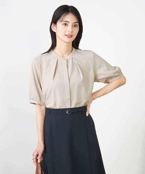 a.v.v(アーヴェヴェ)の「配色パイピングブラウス(シャツ/ブラウス・レディース・ホワイト/ベージュ・34/38/36/42/40)」の2枚目の写真