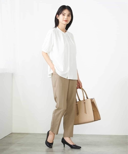 a.v.v(アーヴェヴェ)の「配色パイピングブラウス(シャツ/ブラウス・レディース・ホワイト/ベージュ・34/38/36/42/40)」の13枚目の写真