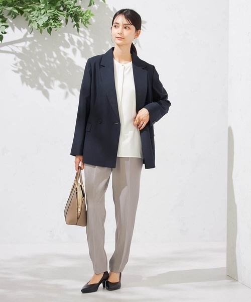 a.v.v(アーヴェヴェ)の「配色パイピングブラウス(シャツ/ブラウス・レディース・ホワイト/ベージュ・34/38/36/42/40)」の20枚目の写真