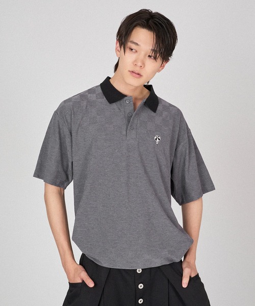 ONCILY(オンシェリー)の「BLOCK CHECK POLO SHIRT / ブロックチェックポロシャツ(ポロシャツ・メンズ・ブラック/チャコールグレー/ブルー・MEDIUM/LARGE/SMALL)」の2枚目の写真