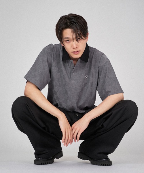 ONCILY(オンシェリー)の「BLOCK CHECK POLO SHIRT / ブロックチェックポロシャツ(ポロシャツ・メンズ・ブラック/チャコールグレー/ブルー・MEDIUM/LARGE/SMALL)」の6枚目の写真