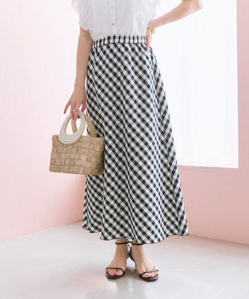 La boutique BonBon(ラブティックボンボン)の「【清楚でお上品】ギンガムチェックバイアススカート(スカート・レディース・ブラック・36/38)」の7枚目の写真