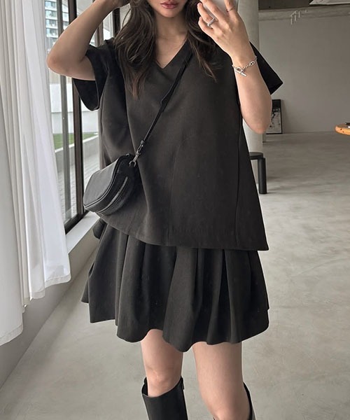 WILLFULLY（ウィルフリー）の「constructive tuck culottes S/PT（その他パンツ・レディース・ブラック/チャコールグレー/ベージュ系その他・FREE）」の13枚目の写真