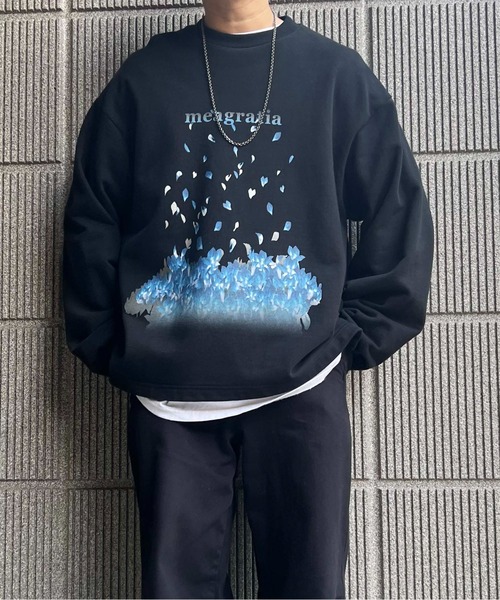 meagratia(メアグラーティア)の「fire pattern graphic sweat(スウェット・メンズ・ブラック/グレー・1/2)」の4枚目の写真