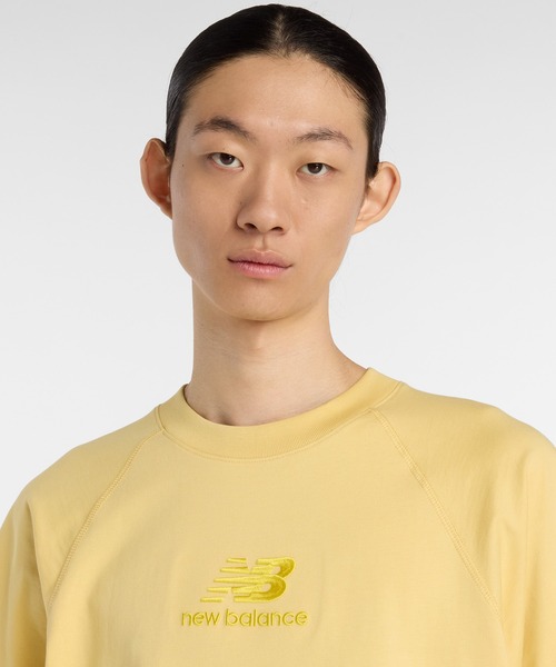 NEW BALANCE(ニューバランス)の「NB Grey ロゴ Tシャツ(Tシャツ/カットソー・メンズ・アイボリー/ダークグレー・XX-LARGE/X-LARGE/LARGE/MEDIUM/SMALL)」の5枚目の写真