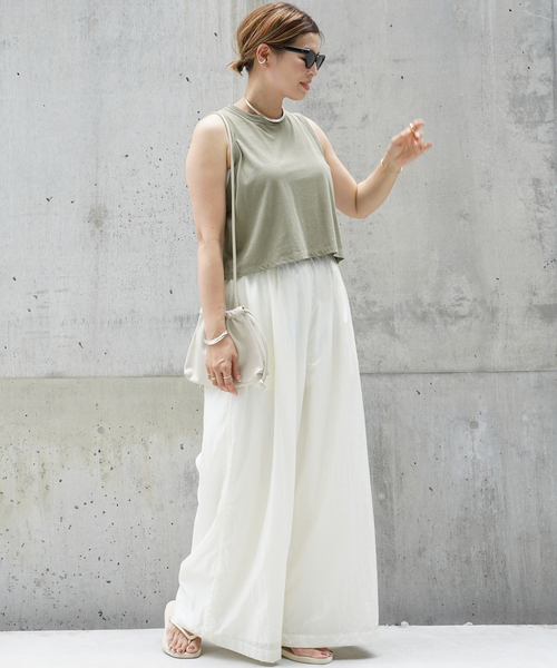 Deuxieme Classe(ドゥーズィエムクラス)の「【CELERI/セルリ】CROPPED タンクトップ(タンクトップ・レディース・ホワイト/ブラック/カーキ/アイボリー・FREE)」の6枚目の写真
