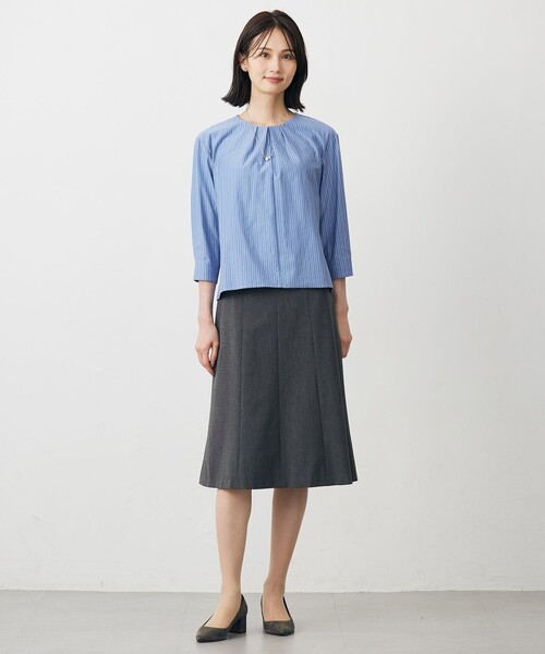 J.PRESS(ジェイプレス)の「ストライプジャージー バックペプラム カットソー(Tシャツ/カットソー・レディース・ダルブルー系1/ベージュ系1・LARGE/MEDIUM)」の6枚目の写真