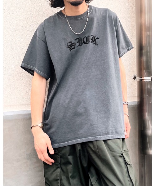 MODISH GAZE（モディシュガゼ）の「【MODISH GAZE】ピグメントSICK刺繍Tシャツ 半袖（Tシャツ/カットソー・メンズ・オリーブ/スミクロ/ホワイト/バーガンディー・X-LARGE/MEDIUM/LARGE）」の21枚目の写真