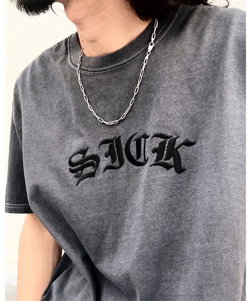 MODISH GAZE（モディシュガゼ）の「【MODISH GAZE】ピグメントSICK刺繍Tシャツ 半袖（Tシャツ/カットソー・メンズ・オリーブ/スミクロ/ホワイト/バーガンディー・X-LARGE/MEDIUM/LARGE）」の22枚目の写真