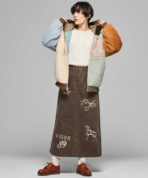 KRIFF MAYER Lady's Collection（クリフメイヤーレディースコレクション）の「【綿100%】レタリングスカート（スカート・レディース・カーキ/アイボリー/チャコール/ダークブラウン/キャメル・LARGE/MEDIUM）」の15枚目の写真