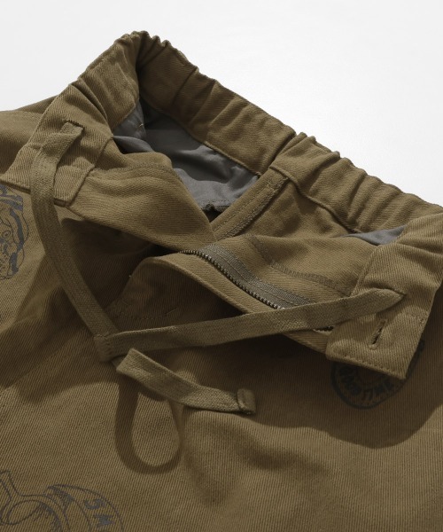 KRIFF MAYER Lady's Collection（クリフメイヤーレディースコレクション）の「【綿100%】レタリングスカート（スカート・レディース・カーキ/アイボリー/チャコール/ダークブラウン/キャメル・LARGE/MEDIUM）」の19枚目の写真