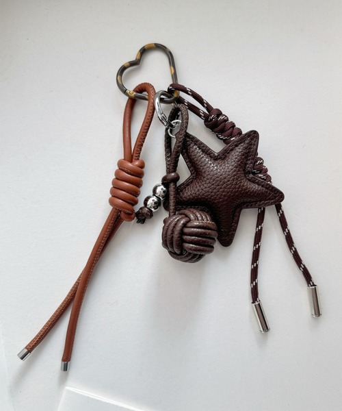 レザータッチ スターモチーフ ハートカラビナ マルチチャーム コード