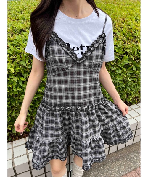 WC(ダブル シー)の「《2way》フリル切替チェックキャミワンピース(ワンピース・レディース・ワインレッド/ブラウン/ブラック・FREE)」の4枚目の写真