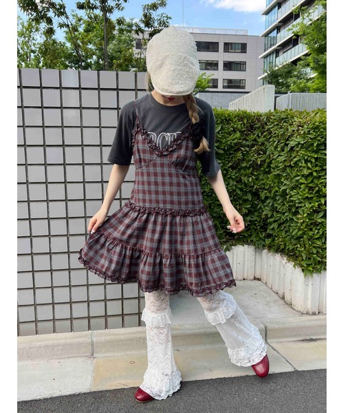 WC(ダブル シー)の「《2way》フリル切替チェックキャミワンピース(ワンピース・レディース・ワインレッド/ブラウン/ブラック・FREE)」の16枚目の写真
