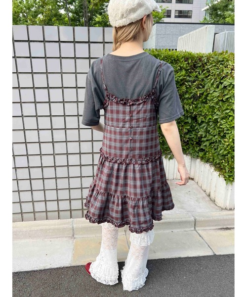 WC(ダブル シー)の「《2way》フリル切替チェックキャミワンピース(ワンピース・レディース・ワインレッド/ブラウン/ブラック・FREE)」の17枚目の写真