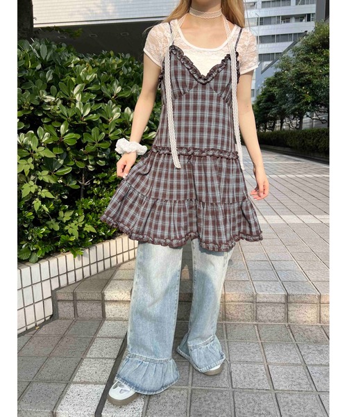 WC(ダブル シー)の「《2way》フリル切替チェックキャミワンピース(ワンピース・レディース・ワインレッド/ブラウン/ブラック・FREE)」の11枚目の写真
