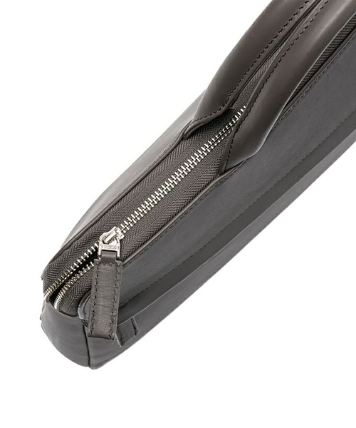 HIGHTIDE（ハイタイド）の「TRION トライオン レザー 薄マチブリーフ ブリーフケース カバン A4 13インチPC対応（ビジネスバッグ・メンズ・ダークグレー/ネイビー/ブラック・FREE）」の13枚目の写真