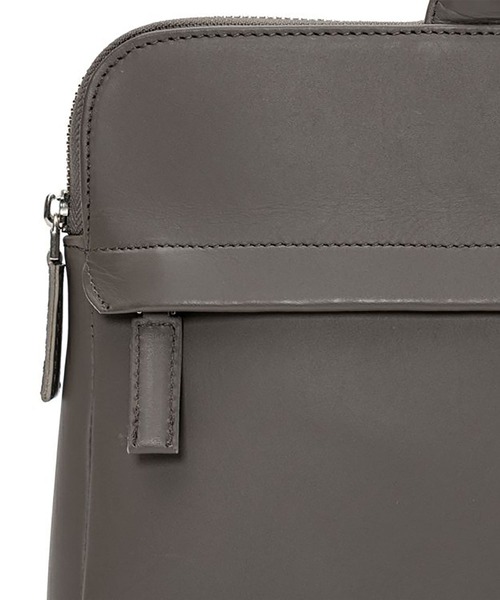 HIGHTIDE（ハイタイド）の「TRION トライオン レザー 薄マチブリーフ ブリーフケース カバン A4 13インチPC対応（ビジネスバッグ・メンズ・ダークグレー/ネイビー/ブラック・FREE）」の17枚目の写真