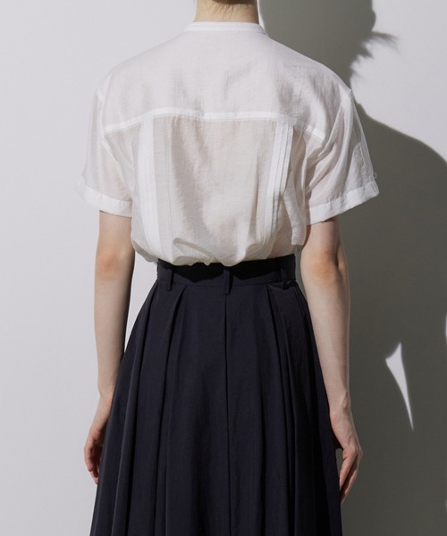 LE CIEL BLEU(ルシェルブルー)の「プリーテッドシャツ / Pleated Shirt(シャツ/ブラウス・レディース・ライトブルー/ブラック/オフホワイト/ピンク・38/36)」の10枚目の写真